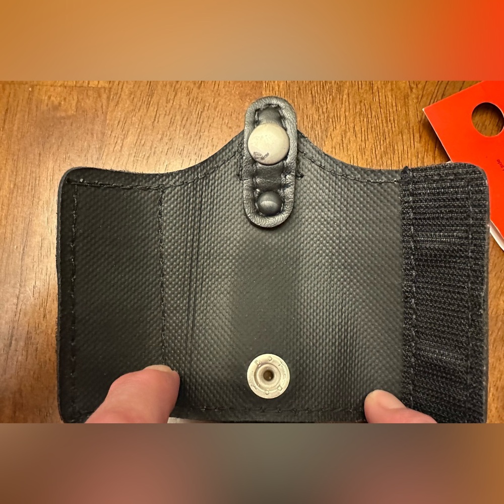 Safariland Key Ring Silent Key Pouch - Picture 12 of 12